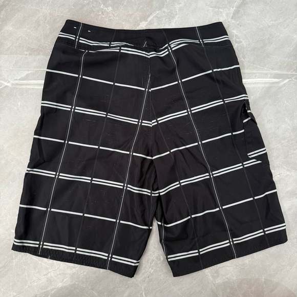 Men’s The North Face Plaid Board Shorts Velcro Tie Up With Pocket Size 30 Small - Picture 9 of 16